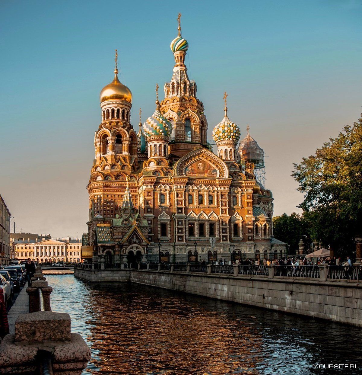 Официальные экскурсии санкт петербург. Экскурсия спас на крови Санкт-Петербург. Спаса на крови собор в Санкт-Петербурге Аничкин мост. Спас на крови экскурсия. Санкт Петербург экскурсия по храмам ,с посещением спас на крови.